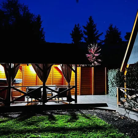 Tiszaparti Meseház Apartamento Tiszalok