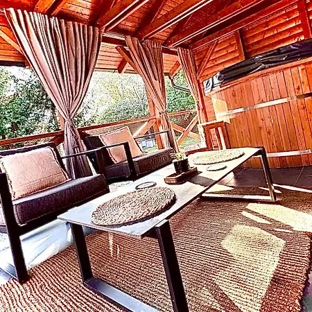 Tiszaparti Meseház Apartamento Tiszalok